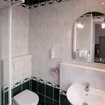 Montana Lafayette فندق باريس