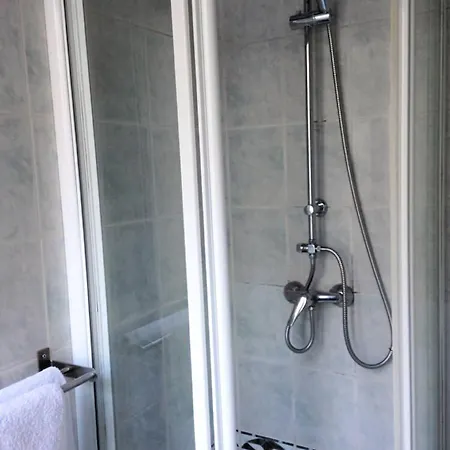 Montana Lafayette 2*