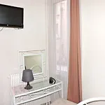 Montana Lafayette Hotel 2*