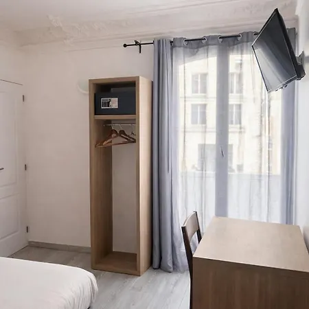 Montana Lafayette Hotel 2*